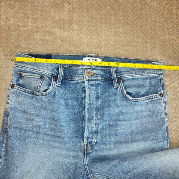 RE/DONE 70s stove pipe jeans in light stone - Picture 6 of 11